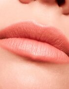 essence Soft & Precise svinčnik za ustnice odtenek 302 0.78 g
