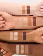 essence The Brown Edition paleta senčil za oči mini 3.6 g