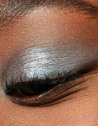 essence The Grey Edition paleta senčil za oči mini 3.6 g