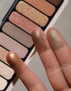 essence The Nude Edition paleta senčil za oči odtenek 10 Pretty in Nude 10 g