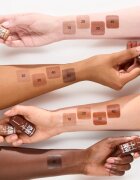 essence water DEW SERUM BRONZER tekoči bronzer s posvetlitvenim učinkom odtenek 30 Spritz Glow 3.5 ml