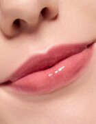essence WHAT THE FAKE! sijaj za ustnice za večji volumen odtenek 103 Bare But Better 4 ml