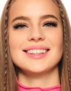 essence WHAT THE FAKE! umetne trepalnice Dramatic Curl 1 par