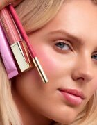 Estée Lauder Glossy Pout Lip Oil vlažilni sijaj za ustnice odtenek Strawberry Milk 6 ml