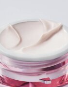 Estée Lauder Resilience Multi-Effect Tri-Peptide Eye Creme krema za učvrstitev kože okoli oči s hranilnim učinkom 15 ml