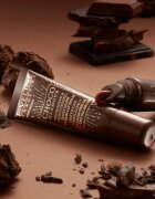 Eveline Cosmetics Choco Glamour hranilni in vlažilni balzam za ustnice 12 ml