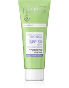 Eveline Cosmetics Face Therapy Professional dnevna vlažilna krema SPF 50 30 ml