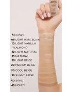 Eveline Cosmetics Wonder Match dolgoobstojni tekoči puder s hialuronsko kislino odtenek 12 Light Natural 30 ml
