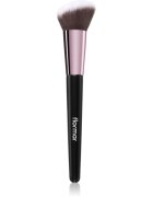 flormar Brush Flared Cut čopič za rdečilo 1 kos
