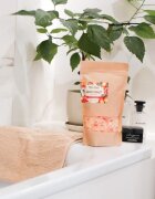 Folk & Flora Grapefruit sol za kopel s pomirjajočim učinkom 500 g