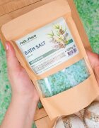 Folk & Flora Pine pomirjajoča sol za kopel 500 g
