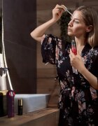 FOREO FAQ™ Red Light Peptide Serum serum za obraz za povečanje učinkov LED-terapije s peptidi 30 ml