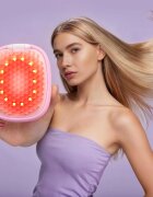 FOREO FLIP™ LED Detangling Hairbrush krtača za lase z LED-osvetlitvijo Pearl Pink 1 kos