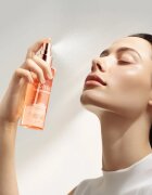 FOREO SUPERCHARGED Barrier Restoring Essence Mist esencialna meglica za obraz za obnovo kožne pregrade za obnovo kožne pregrade 110 ml
