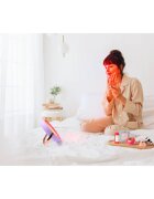 FOREO UFO™ LED Light Serum serum za obraz za povečanje učinkov LED-terapije 30 ml
