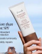 fresh Kombucha Multi-Defense Sheer UV lahki zaščitni fluid proti temnim madežem SPF 50 50 ml