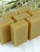 Friendly Soap Natural Soap Tea Tree & Turmeric naravno milo 7x95 g
