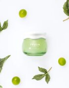 Frudia Green Grape vlažilna gel krema za zmanjšanje por 55 g