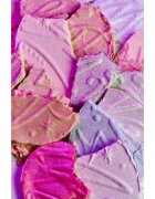 fwee Glitz Stone Highlighter osvetljevalec za lica in predel okoli oči odtenek 09 Love Quartz 4.6 g