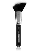 Gabriella Salvete Tools Contour Brush čopič za konture 1 kos