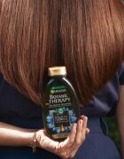 Garnier Botanic Therapy Magnetic Charcoal šampon za mastno lasišče in suhe konice las 400 ml