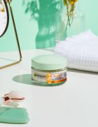 Garnier Vitamin C vlažilni gel za osvetlitev kože 50 ml