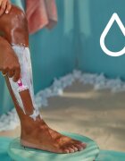 Gillette Venus Comfort Colours brivniki za enkratno uporabo 12 kos