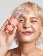 Glow Hub Nourish & Hydrate vlažilni in hranilni serum z breskovim izvlečkom 90 ml