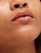 GOSH COPENHAGEN Lip Oil tonirno olje za ustnice odtenek 005 Cherry Blossom 4 ml