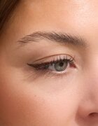 GOSH COPENHAGEN Slanted Pro Liner tekoče črtalo za oči odtenek 003 Matt Brown 2.5 ml