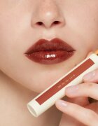 Gucci Beauty Glow Oil-In-Water Tint Liquid Lipstick bleščeča vlažilna tekoča šminka odtenek 308 Lucy Dark Orange 6.5 ml
