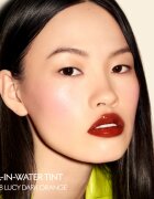 Gucci Beauty Glow Oil-In-Water Tint Liquid Lipstick bleščeča vlažilna tekoča šminka odtenek 308 Lucy Dark Orange 6.5 ml