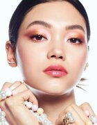 GUERLAIN Météorites Light Revealing Pearls of Powder tonirani biseri za obraz odtenek 02 Cool / Rosé 20 g