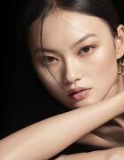 GUERLAIN Parure Gold Skin Control kompaktni matirajoči puder odtenek 1W Warm 8.7 g