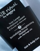 Hair Rituel by Sisley Revitalising Straightening Shampoo revitalizacijski šampon 500 ml