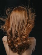 Hair Rituel by Sisley Revitalizing Volumizing Shampoo with Camellia oil šampon za volumen tankih las brez sulfatov 500 ml
