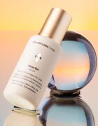 Health Labs Care Glow On Body Exfoliating Serum serum za telo z učinkom eksfoliacije 100 ml