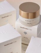 Health Labs Care Glow On Moisturising cream lahka vlažilna krema 50 ml