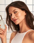 Health Labs Care Pure On Moisturizing and Refreshing Mist vlažilna meglica za obraz 100 ml