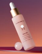 Health Labs Care Slow On gladilni serum za hidracijo in posvetlitev kože s peptidi 30 ml