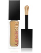 Huda Beauty Faux Filter Concealer dolgoobstojni korektor odtenek Praline 9 ml