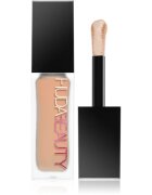 Huda Beauty Faux Filter Concealer dolgoobstojni korektor odtenek Vanilla Swirl 9 ml