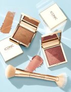 ICONIC London Cheek Glow Duo Brush obojestranski čopič 1 kos