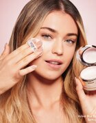 ICONIC London Velvet Blur matirajoči fiksirni puder 10 g