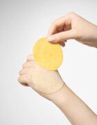 innisfree Green Tea Vitamin C Brightening Toner Pads tonizirajoče blazinice za osvetljevanje kože in hidratacijo 60 kos