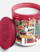 ípuro Christmas Town Velvet Almond dišeča sveča s pokrovčkom 270 g