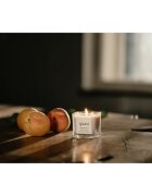 ípuro Essentials White Lily dišeča sveča 125 g