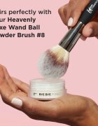 IT Cosmetics Bye Bye Pores Poreless Finish Loose Setting Powder posvetlitveni puder v prahu za žameten videz kože odtenek Translucent 6.8 g