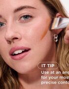 IT Cosmetics Hluxe Spatula čopič za tekoči puder in korektor #10 1 kos