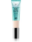 IT Cosmetics Your Skin But Better CC+ Natural Matte CC krema za mat videz SPF 40 Fair Porcelain 32 ml